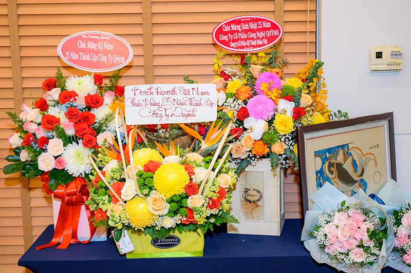 Kỷ niệm 25 năm thành lập Công Nghệ Quỳnh | 25th Anniversary Quynh Engineering
